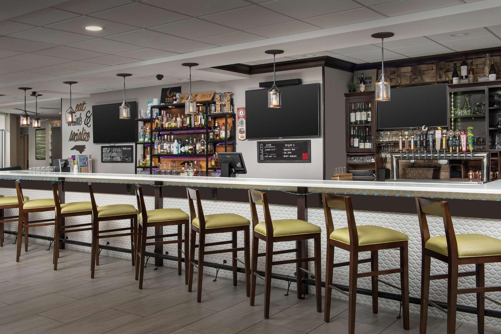 Hilton Garden Inn Charlotte/Mooresville Zewnętrze zdjęcie