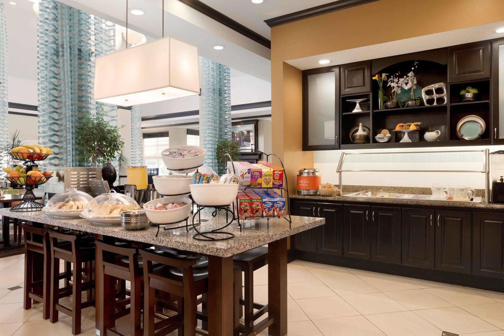 Hilton Garden Inn Charlotte/Mooresville Zewnętrze zdjęcie